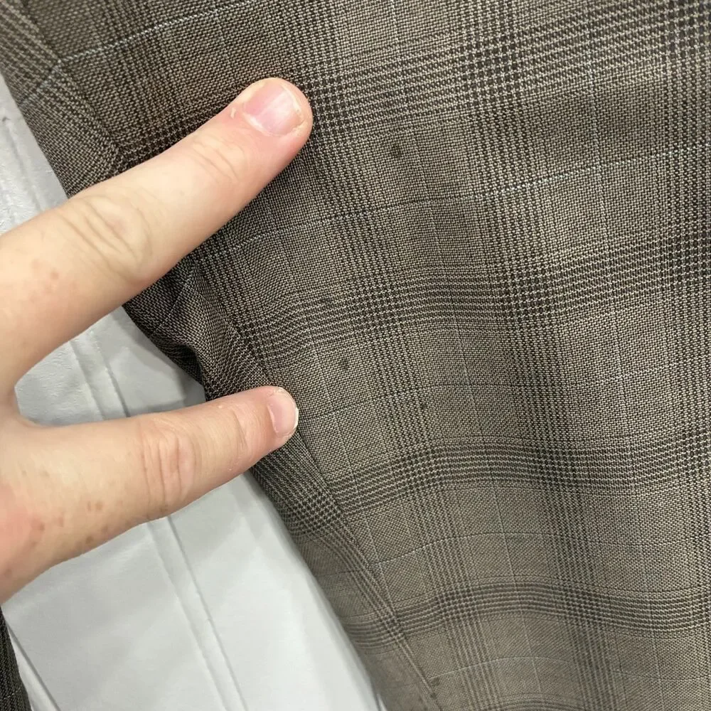 Jos. A. Bank Reserve 48R - W43 x L30 Brown Glen Check  Wool 2-Piece Suit